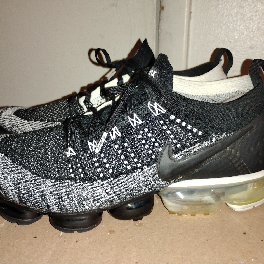 Nike Air VaporMax Flyknit 2 (Orca)